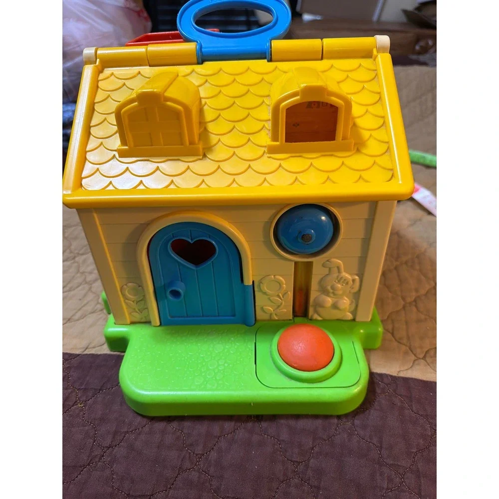 Vintage 1984 Fisher Price Activity Playhouse 136 Yellow Blue Green Retro Toy